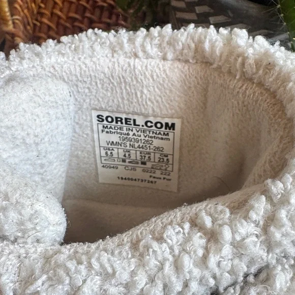 Sorel Explorer II Carnival Cozy Waterproof Insulated Women’s Boot, sz 6.5 - Picture 8 of 11